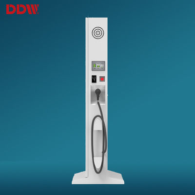Floor Standing Charge Pile Digital Signage Pemain Iklan Lcd Tahan Air 3600W