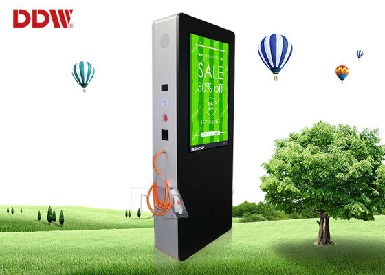 Outdoor ISO9001 Biaya Tumpukan Digital Signage 70 Inch DDW-AD7001S Untuk Mobil Energi 2500 Nits