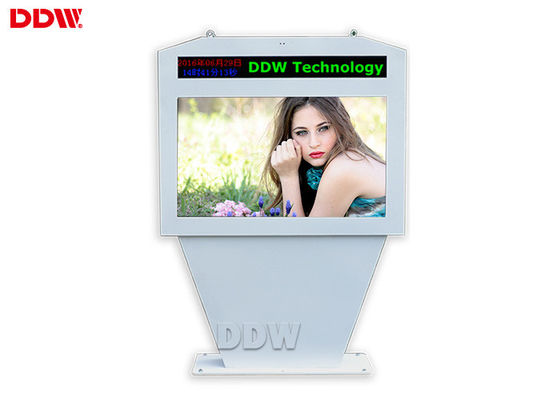 Layar LCD Luar Kecerahan Tinggi Monitor TFT Eksternal Digital Signage 65 Inch