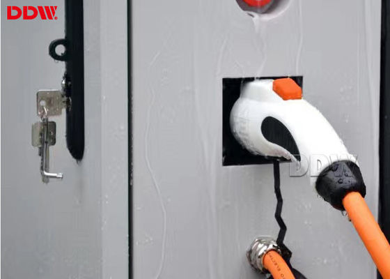 60 Sinar Matahari Bisa Dibaca Outdoor Digital Signage Kiosk 3600w Kecerahan Tinggi