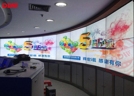 Dinding Video Melengkung Terpasang di Dinding Bezel Ultra Sempit Layar LG Kontrol RS232