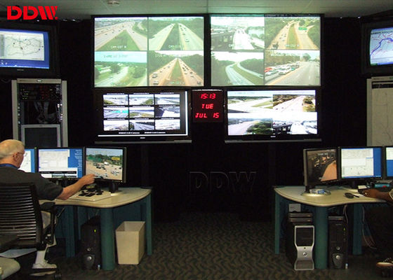 Layar lcd besar Kontroler videowall HDMI 3,2Gbps Max Data Rate untuk Bandara, Bookshop DDW-VPH1313